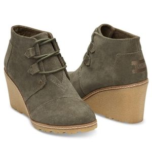 Toms Olive Green Suede Desert Wedge Lace Up Bootie